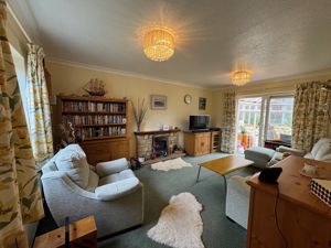 Lounge- click for photo gallery